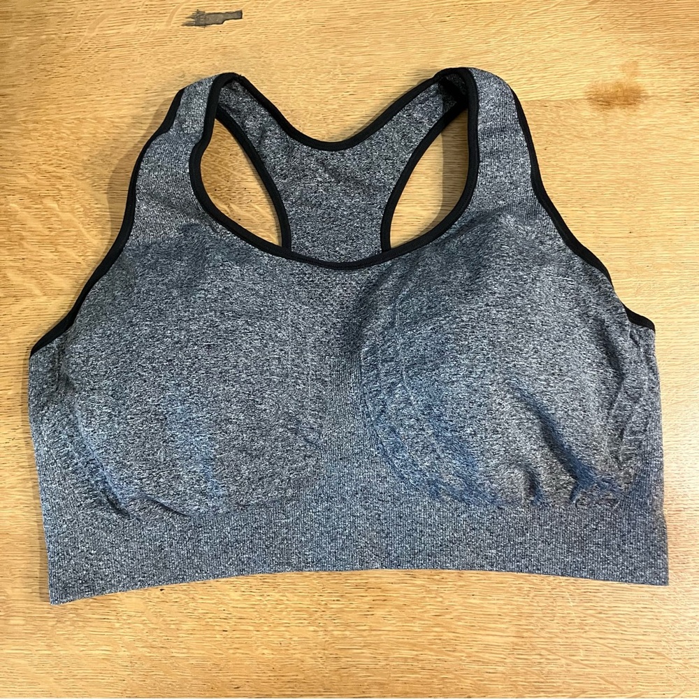 Sports Bra with Removable Pads